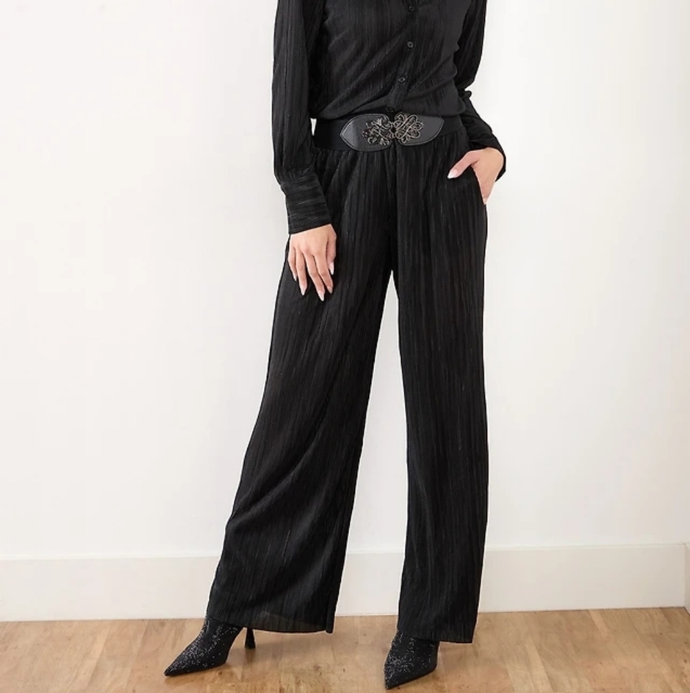 Pull On Black Plisse Pants